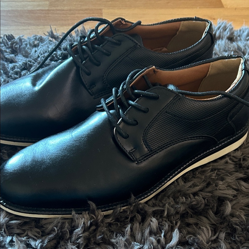 Classic Black Men's Dress Shoes - 7.5